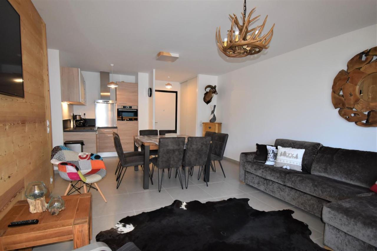 Villa Vaujanylocations - Domaine Du Patre Habitación foto